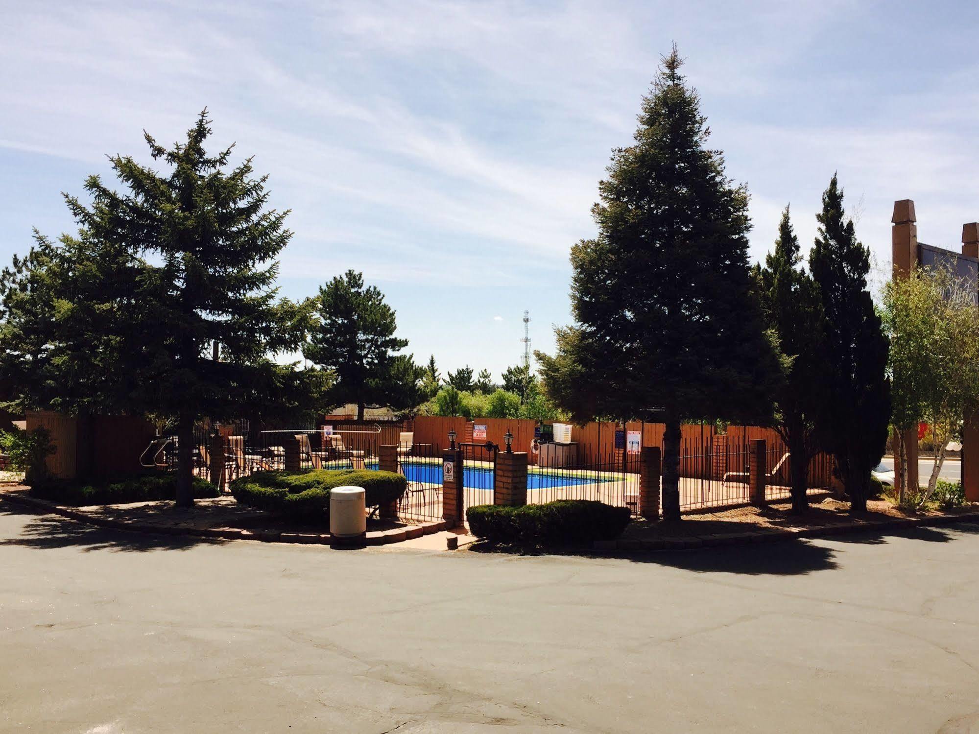 Aspen Flagstaff/ Grand Canyon Innsuites Hotel