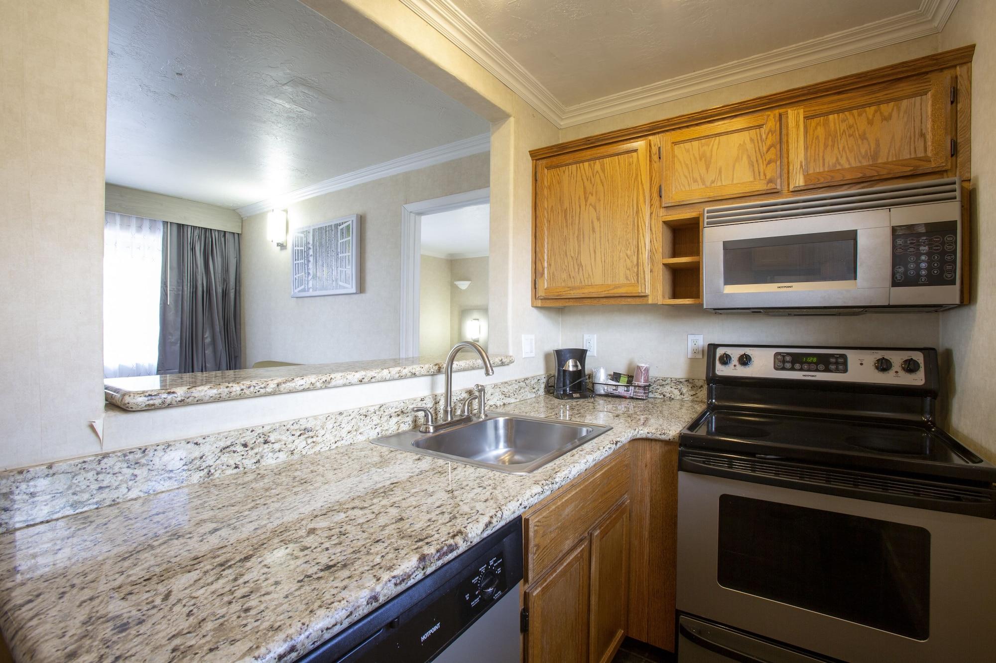 Aspen Flagstaff/ Grand Canyon Innsuites Hotel